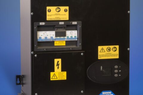 PLA-SB - THREE-PHASE UPS, DOUBLE CONVERSION FOR SWITCHBOARD IP54, 10 TO 60KVA