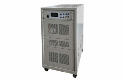 ALIMENTATORE frequenza e tensione regolabile trifase