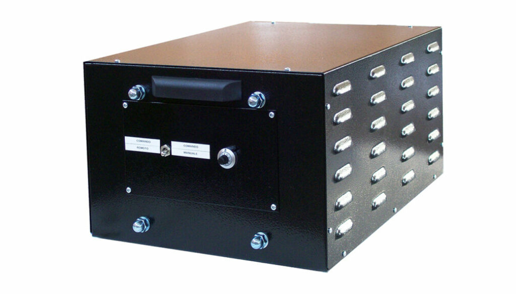 ft1280-vamr10_front_01