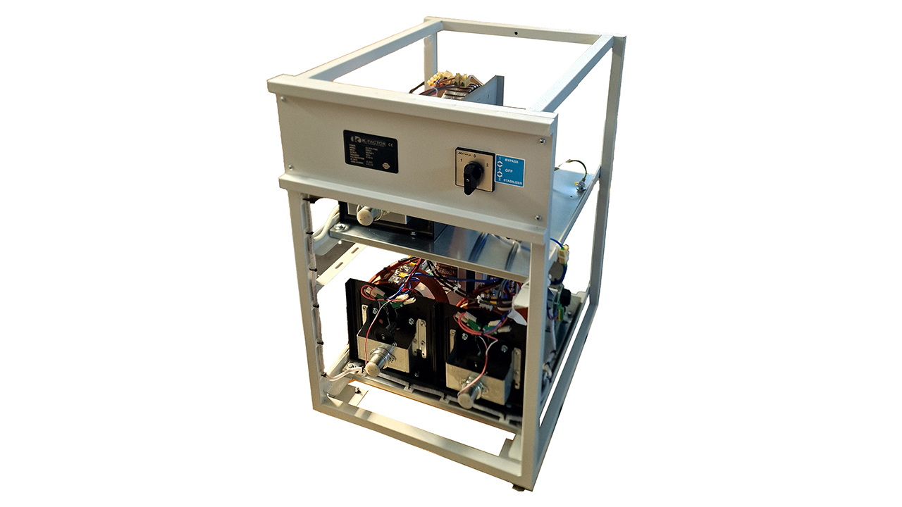 three phase open type voltage stabilizer