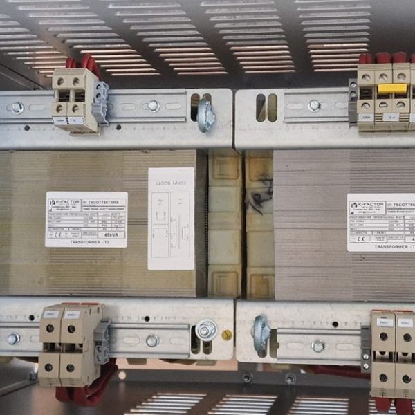TSCOTT - TRASFORMATORI TRIFASE INSERZIONE SCOTT da 1kVA a 200kVA CON INGRESSO TRIFASE E USCITA MONOFASE